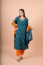 Gulnaar Green Embroidered Kurta Pant Dupatta Set for Women - Image 5
