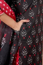 Gulnaar Black Embroidered Kurta Pant Dupatta Set for Women - Image 5